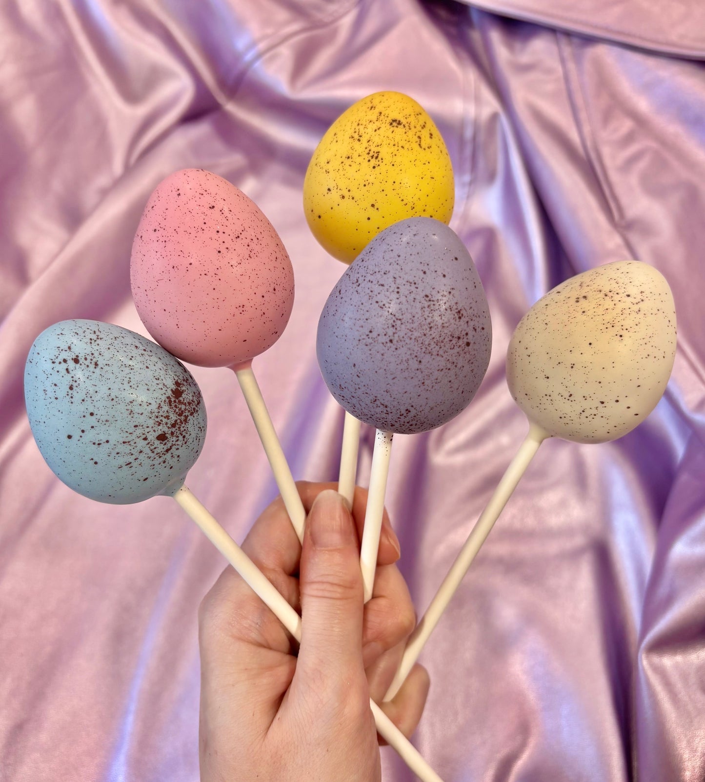 Pastel Easter Egg Cake Pops
