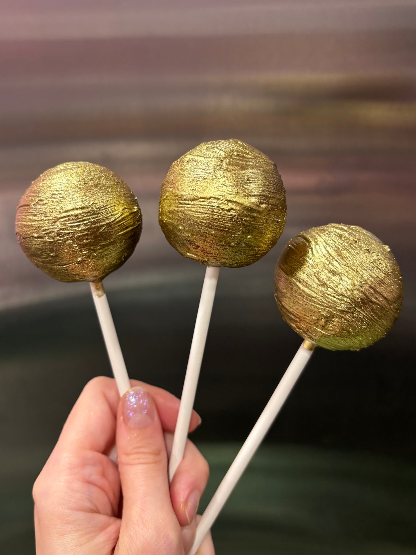 Textured Gold Cake Pop