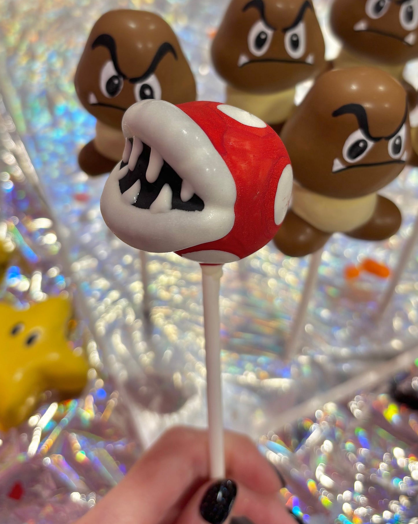 Super Mario Piraña Plant Cake Pop