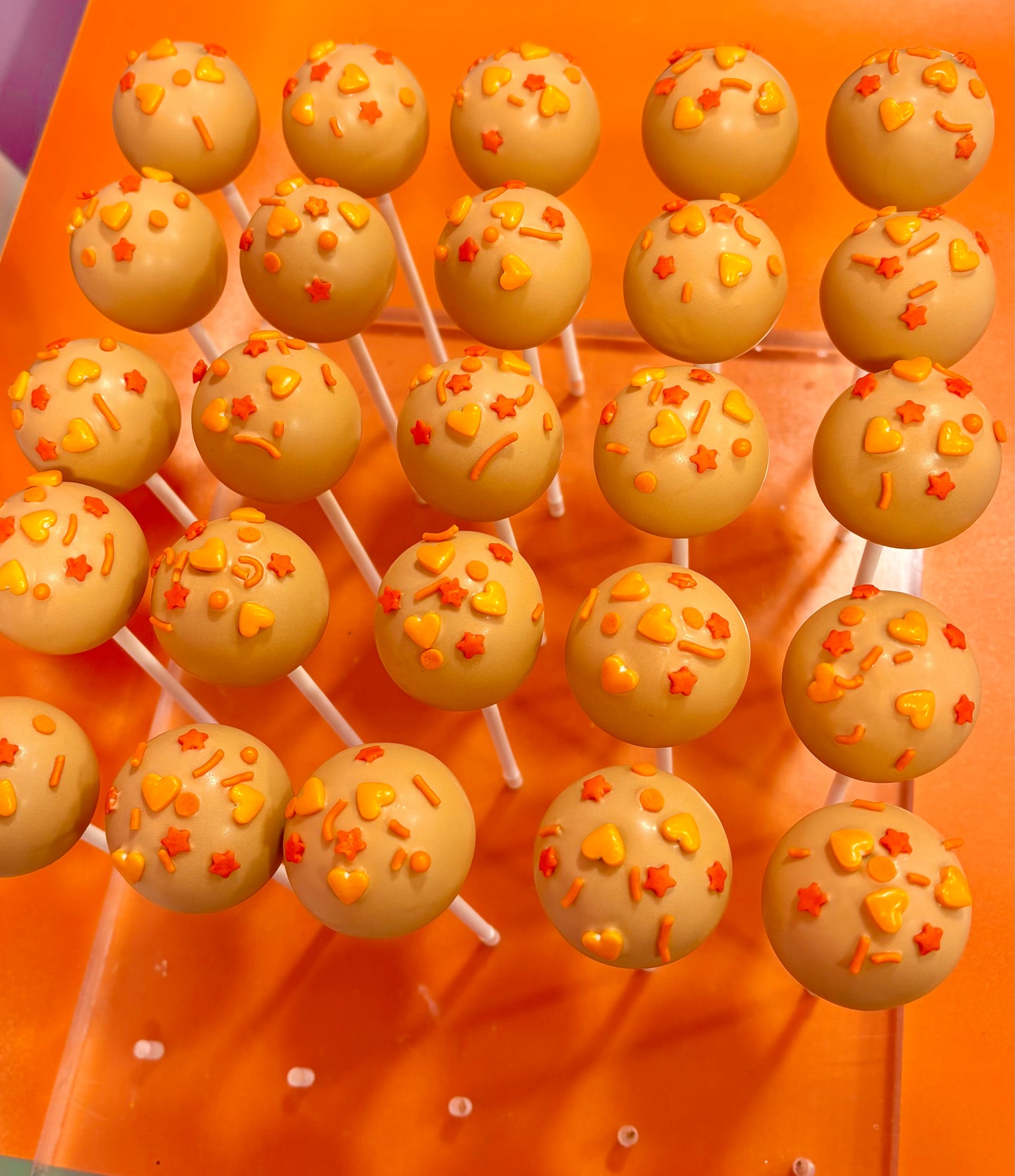 Sprinkle Cake Pop (Customisable)