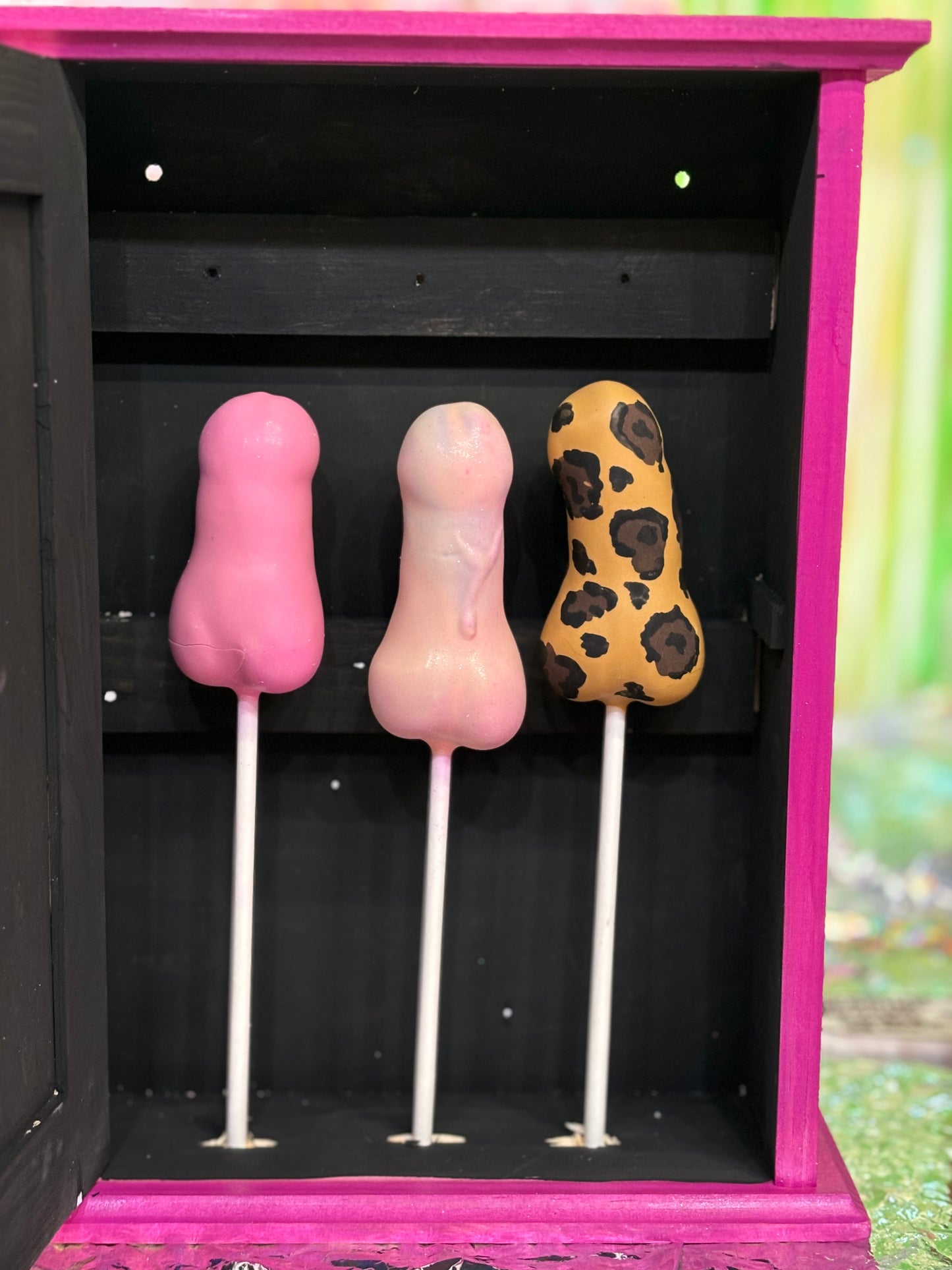 Hen Party Penis Cake Pop