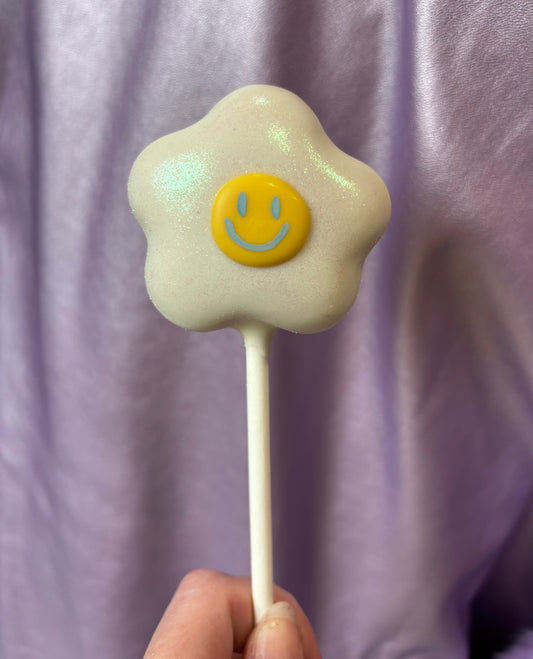 Smiley Daisy Cake Pop