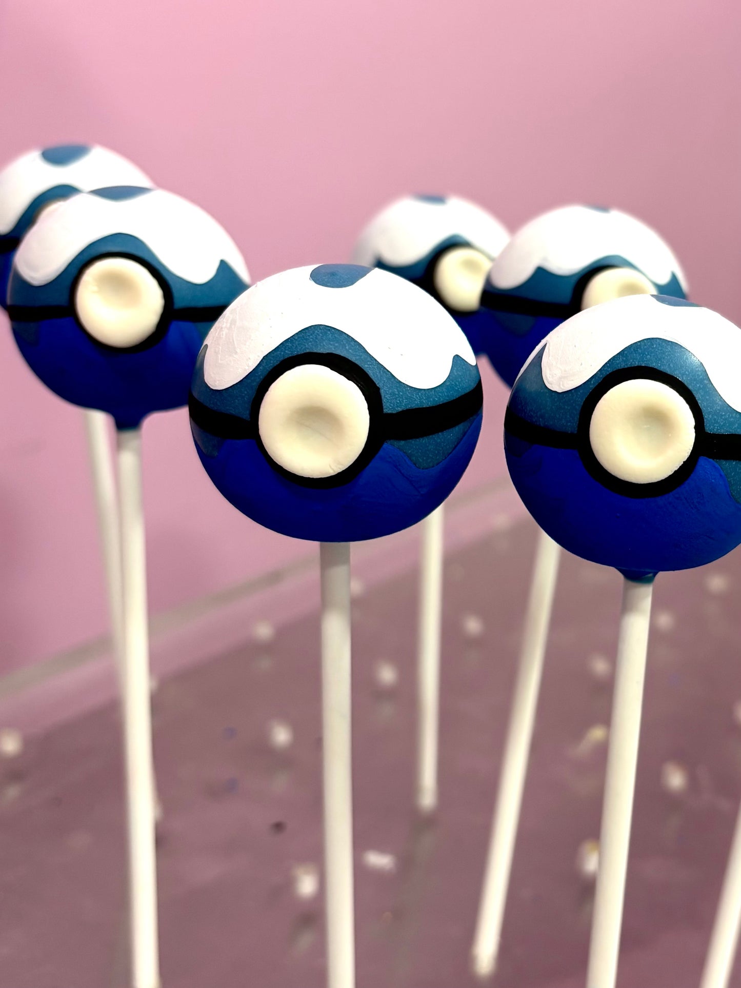 Pokemon Dive Ball Cake Pop