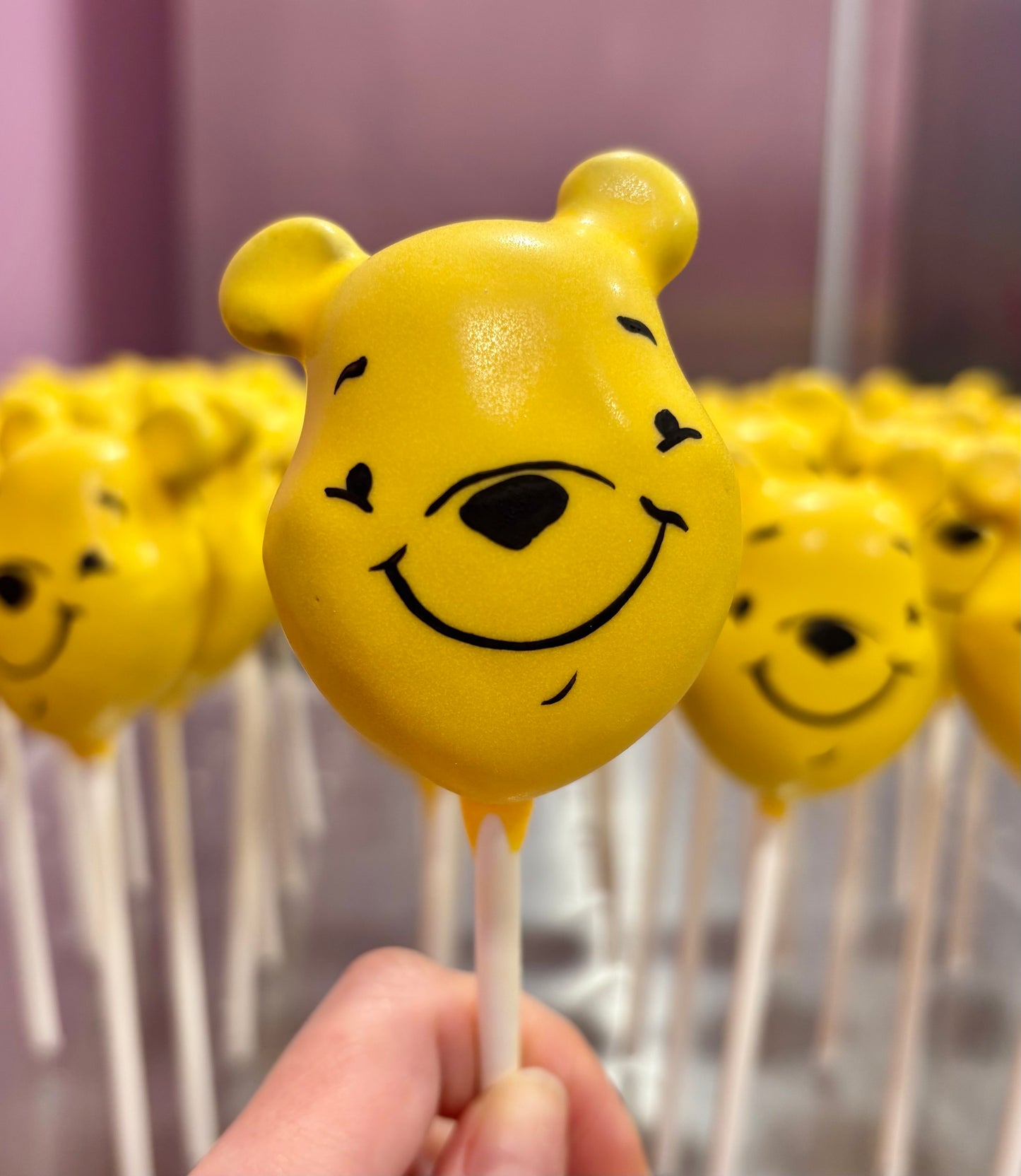 Winnie the Pooh Cake Pop